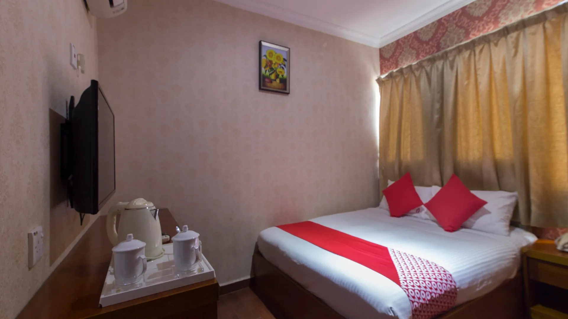 **  Super Oyo 998 Queen City Hotel George Town Malaysia