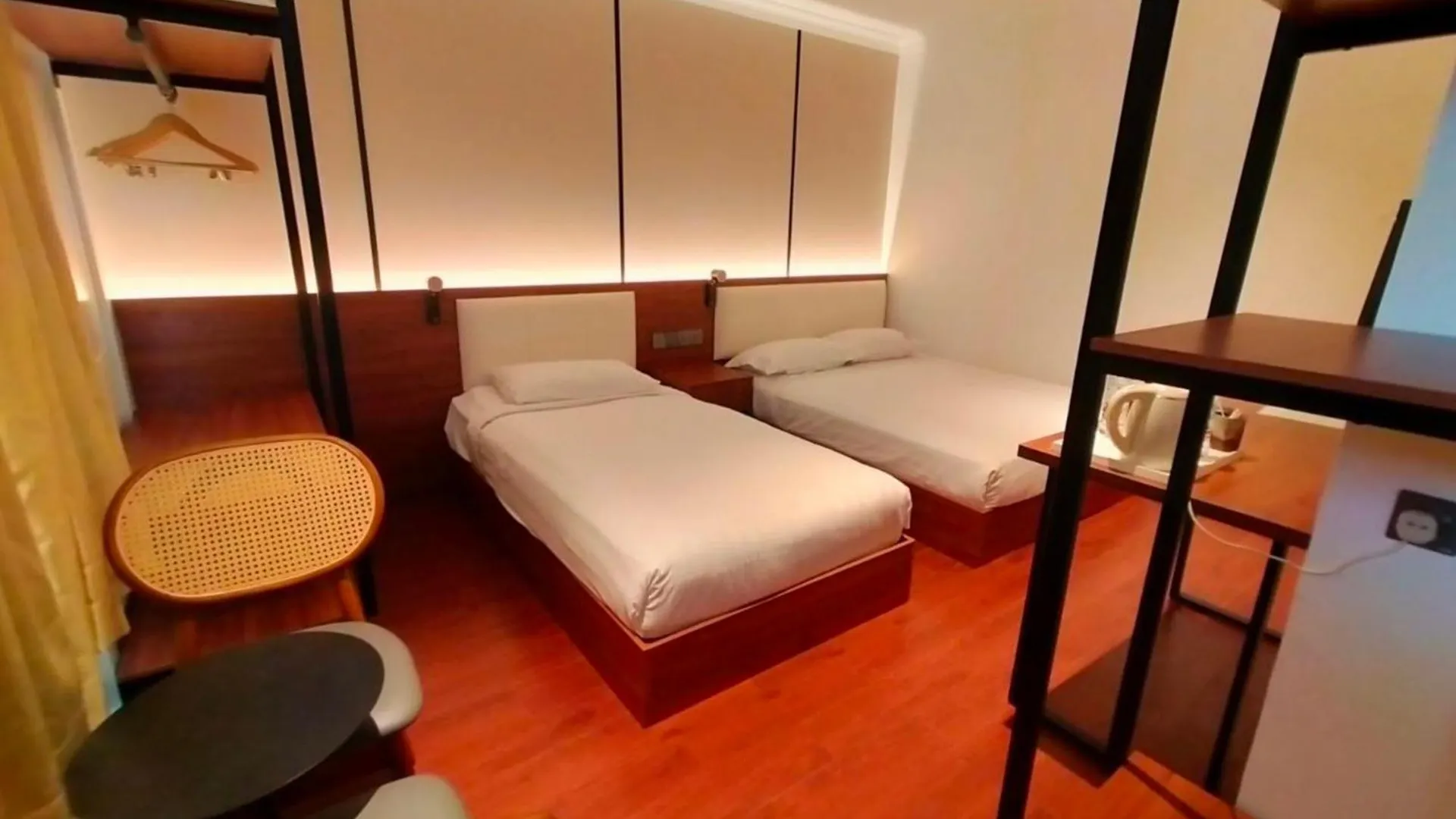 Super Oyo 998 Queen City Hotel George Town