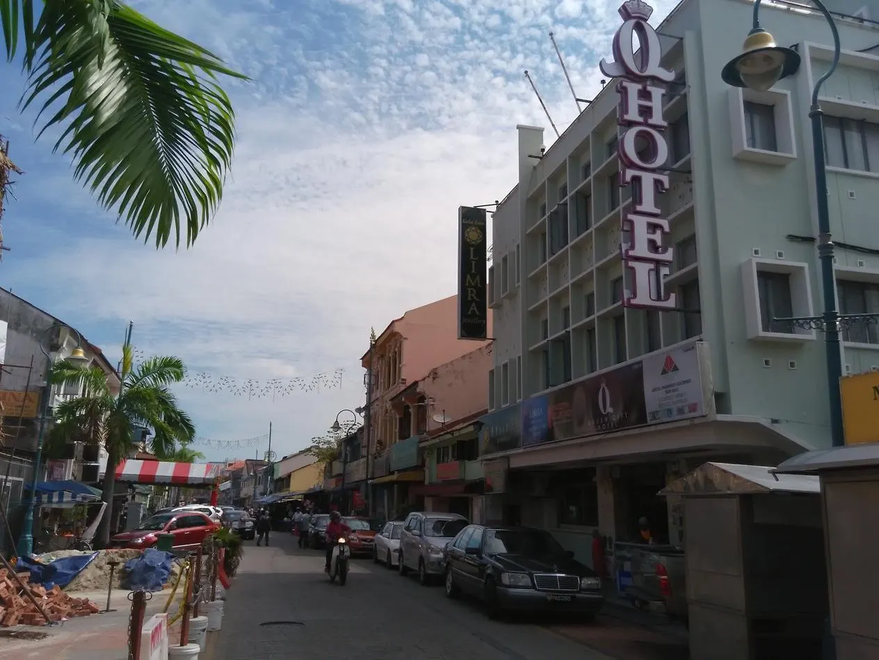 Super Oyo 998 Queen City Hotel George Town