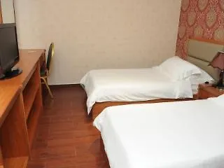 Super Oyo 998 Queen City Hotel George Town