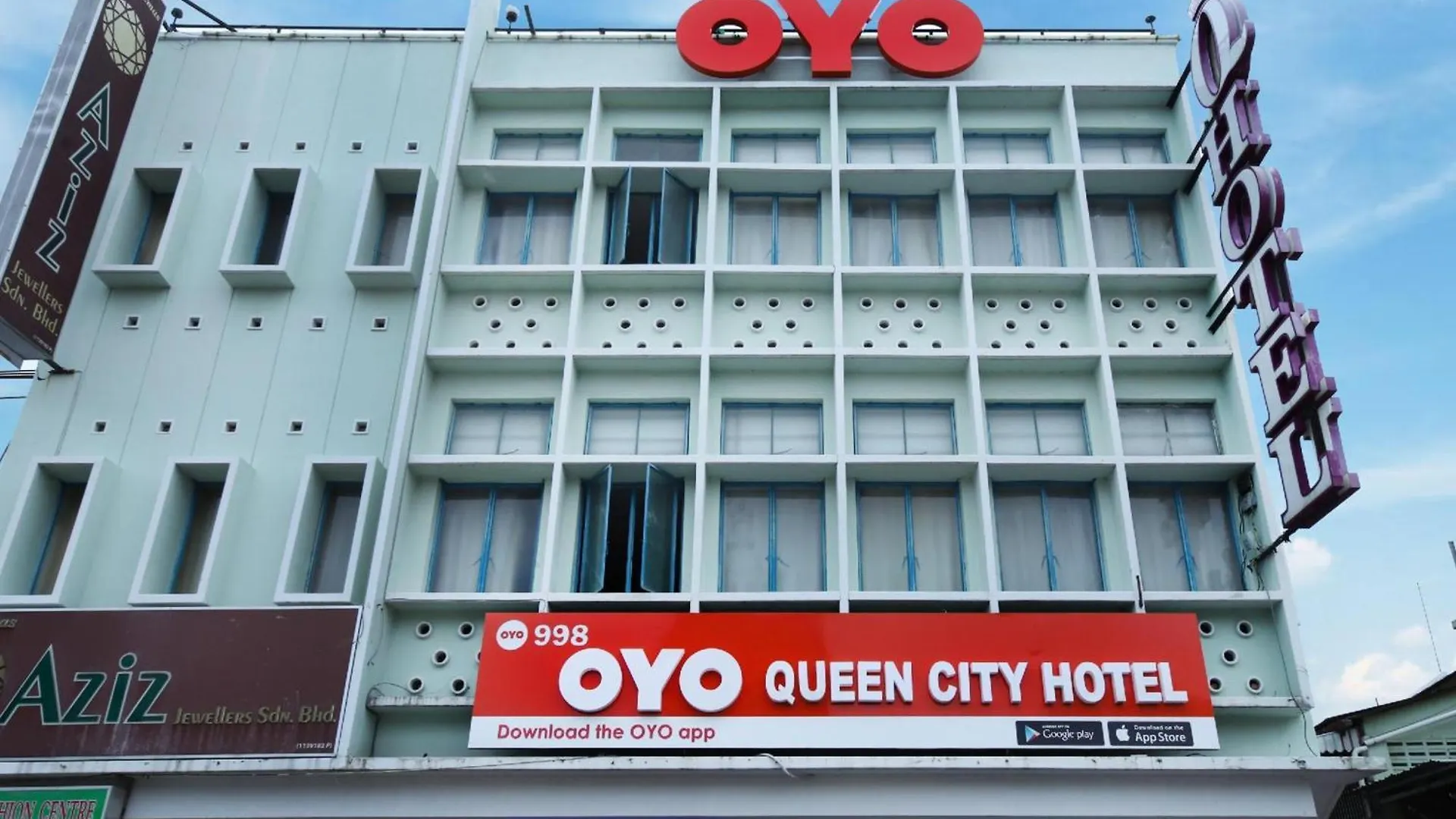 OYO 998 Queen City Hotel George Town